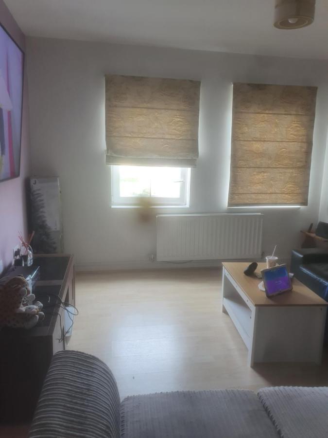 Nice 2 Bed Apartment London Exterior photo